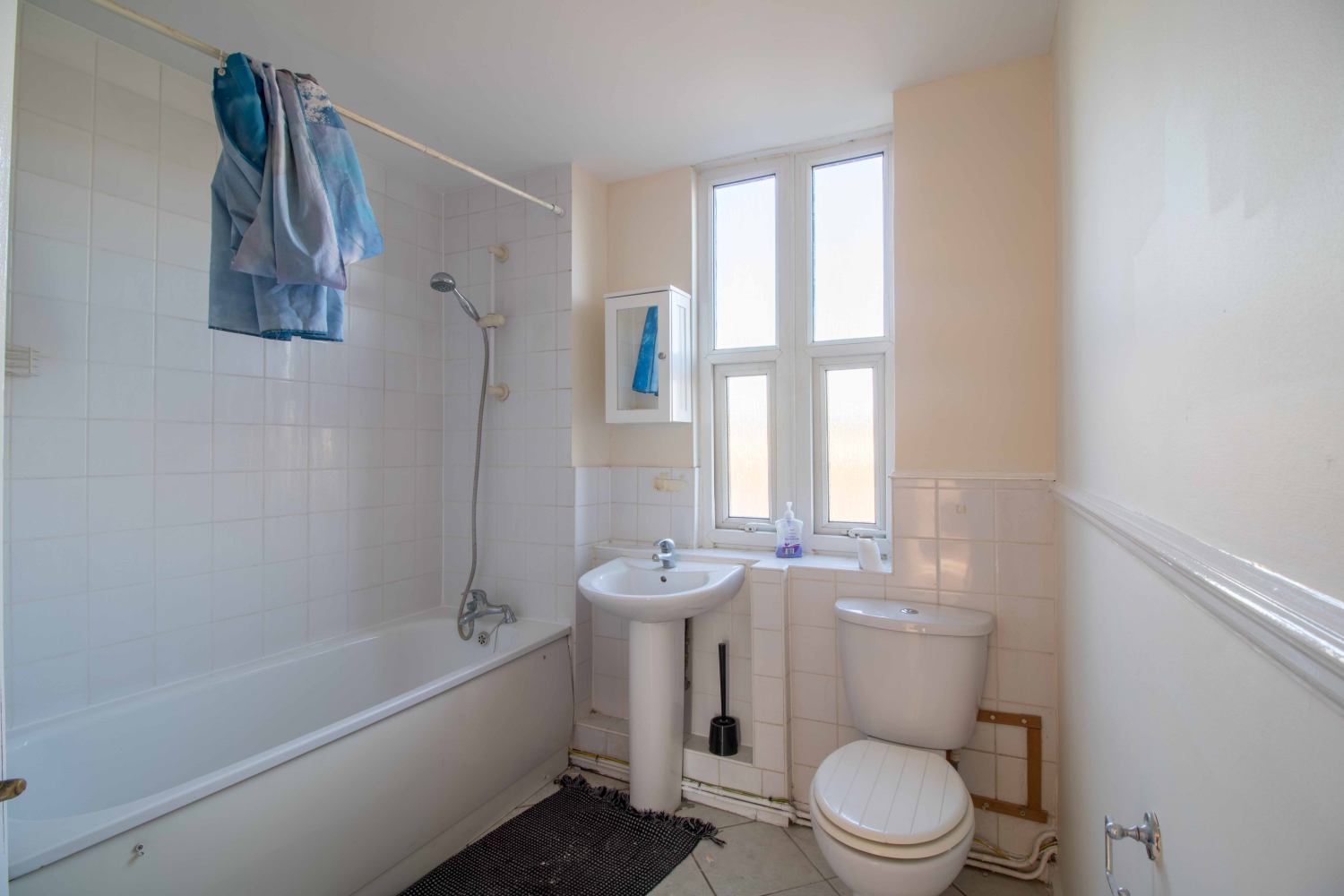 Colman Court, Christchurch Avenue, London, N12, photo 5