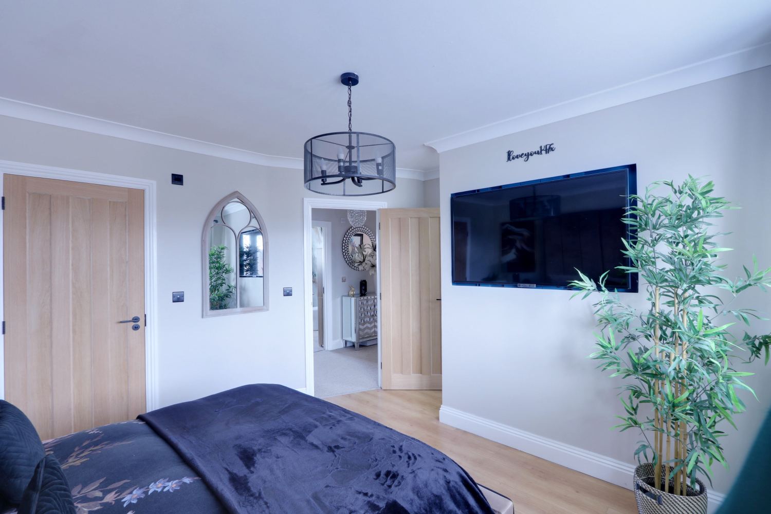 67 Denham Road, Canvey Island, photo 18