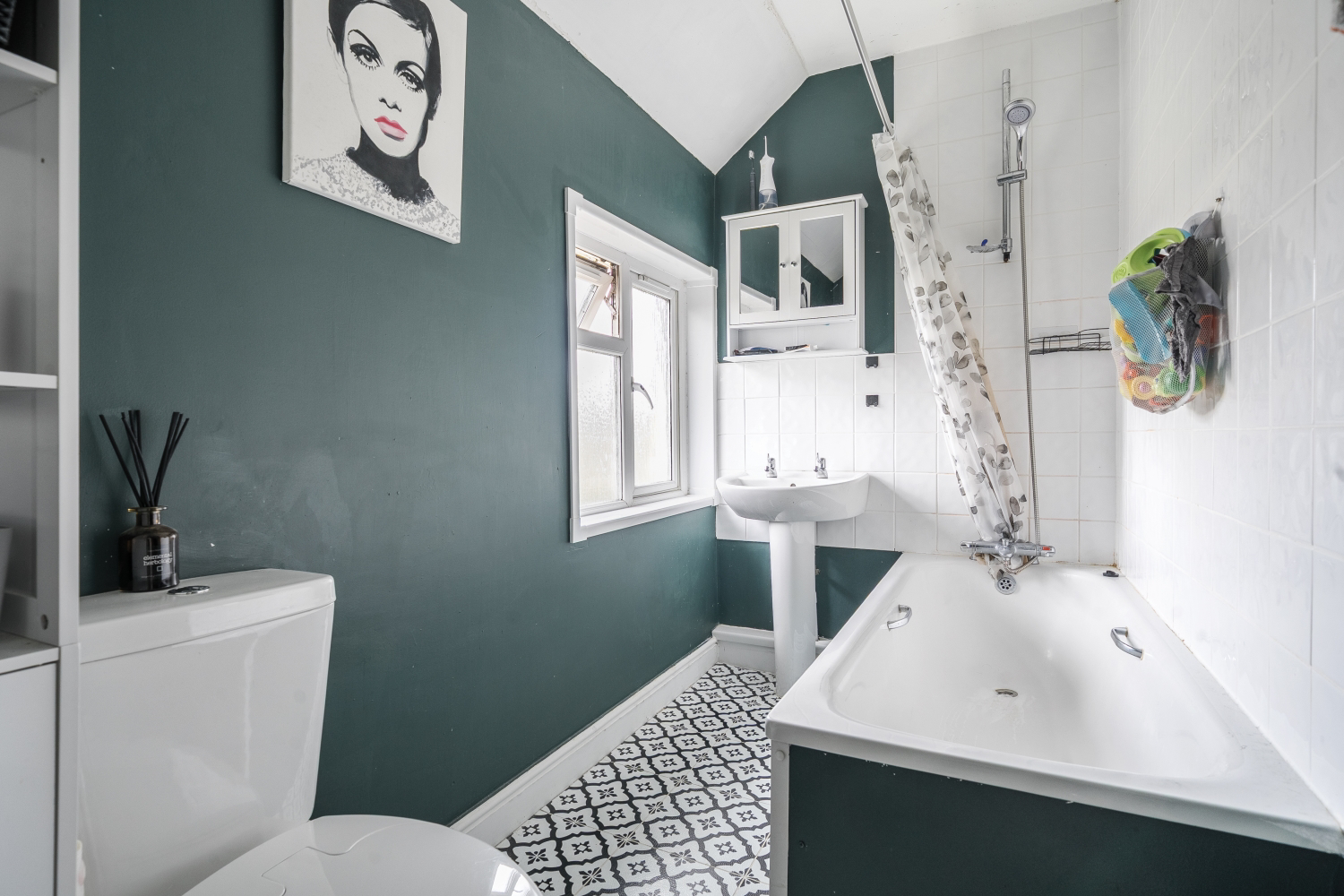 Crosspark Crescent, Shirwell, Barnstaple, Devon, EX31, photo 8