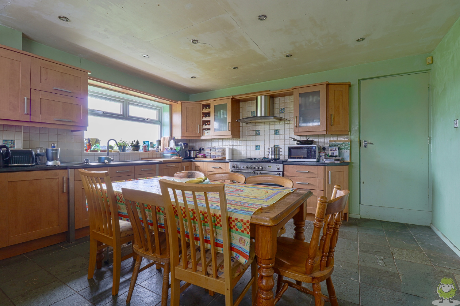 39 BURDON ROAD, CLEADON, SUNDERLAND, photo 10