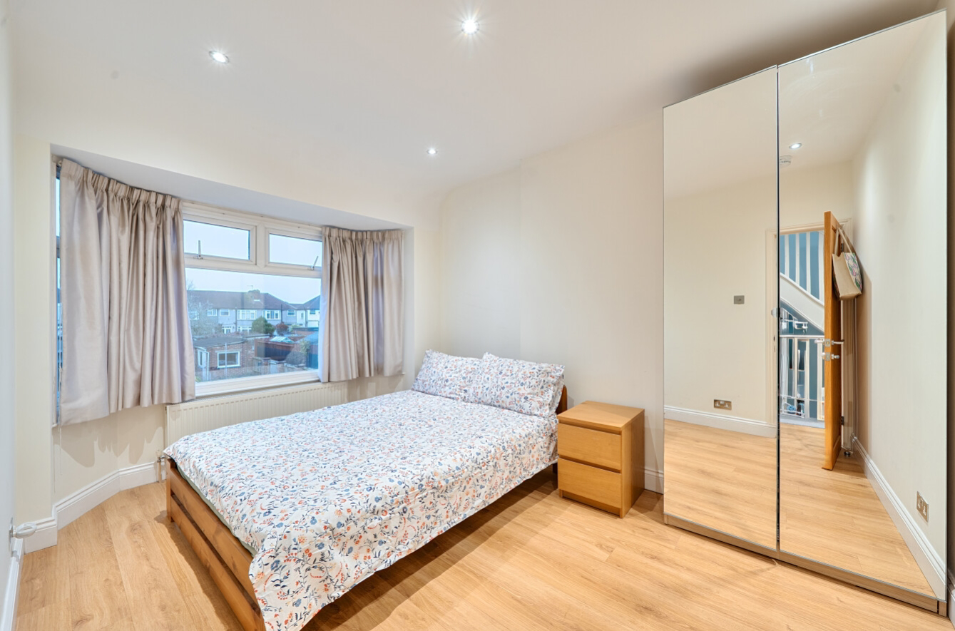 Brocks Drive, Cheam, Sutton, Surrey, SM3, photo 8