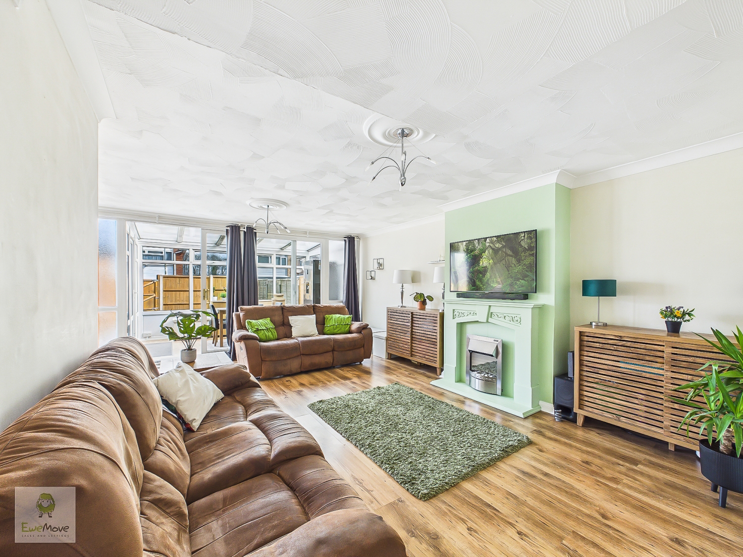 Walderslade Road, Walderslade, Chatham, Kent, ME5, photo 2