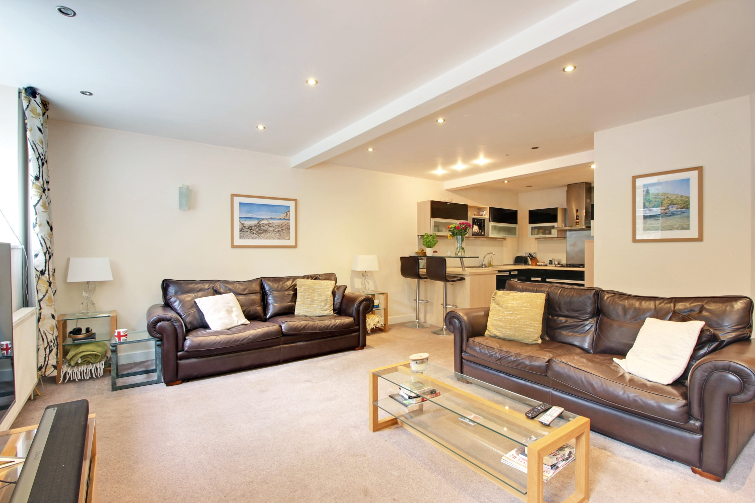 Open Plan Reception Room