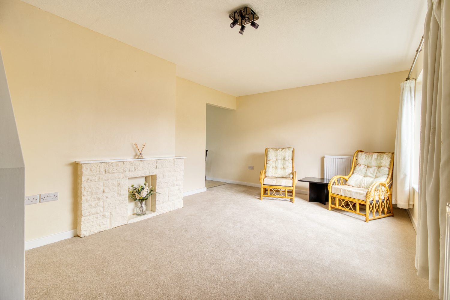 Shapwick Close, Nythe, Swindon SN3, photo 2