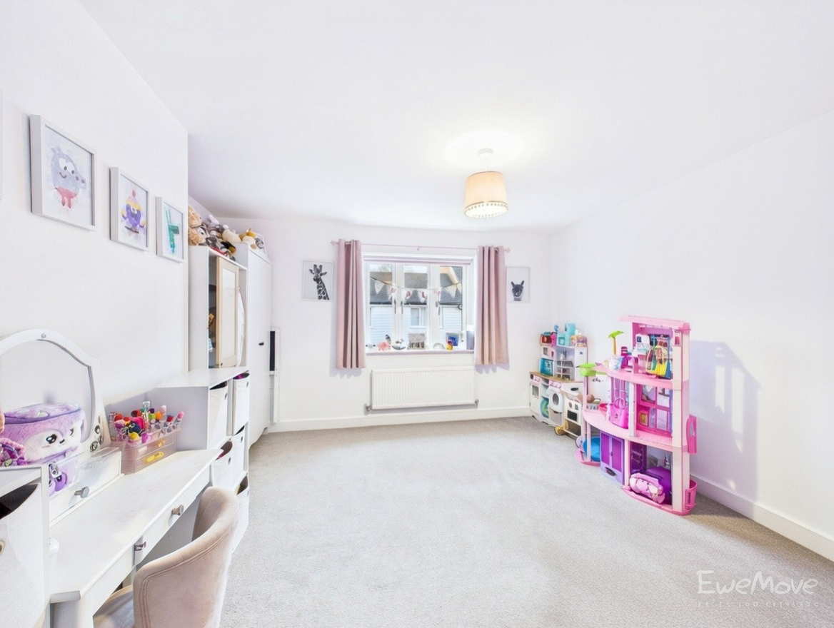 Chandler Drive, Bordon, Hampshire, GU35, photo 7