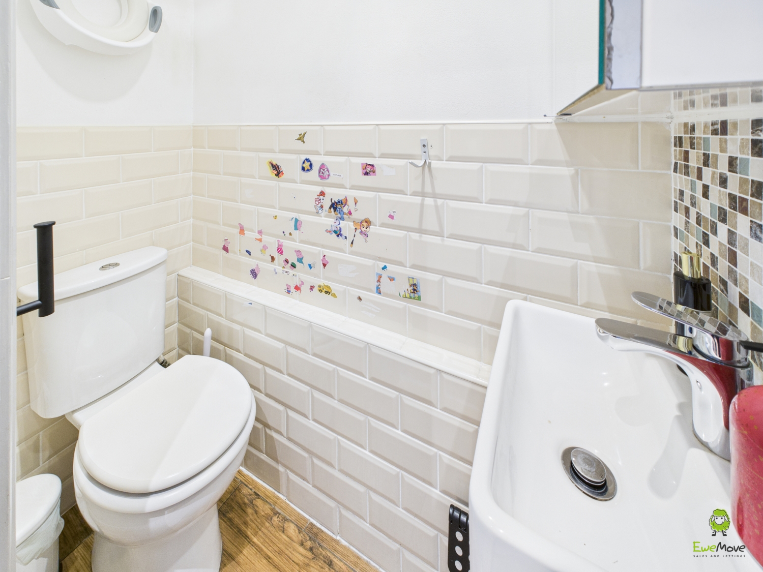Presented by Clinton at EweMove Bexleyheath and Dartford
Boroughs
