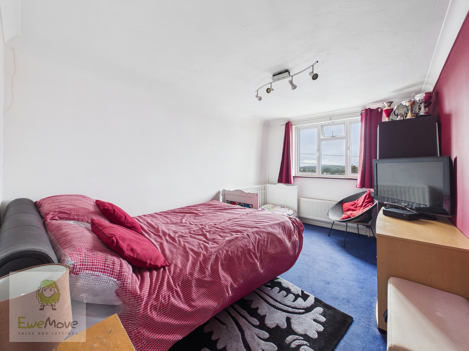 Broom Hill Road, Strood, Rochester, ME2 3LG, photo 15