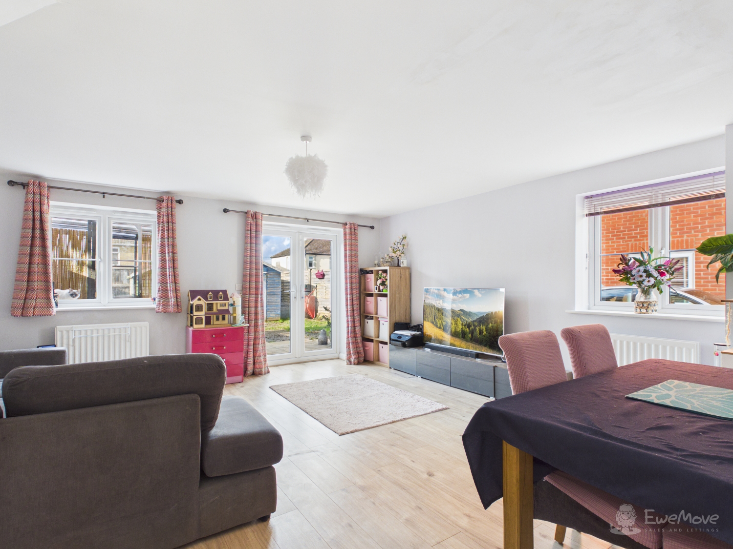 Living Dining Room- Mark Stephens EweMove Newmarket and Soham
