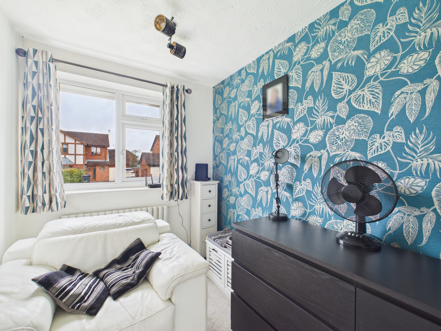 10 Hawkins Close, Hinckley, photo 22