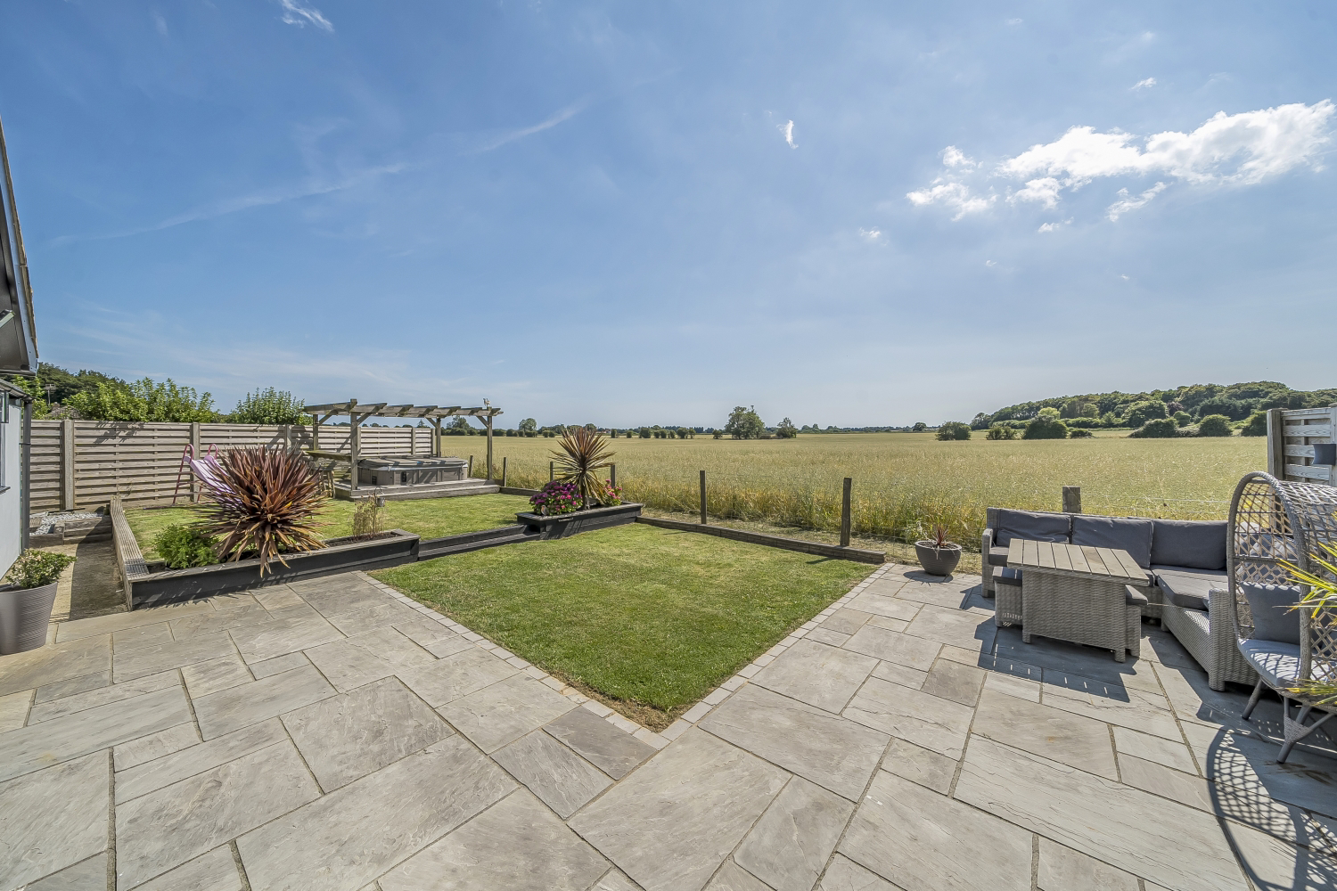 Minter Avenue, Densole, CT18, photo 2
