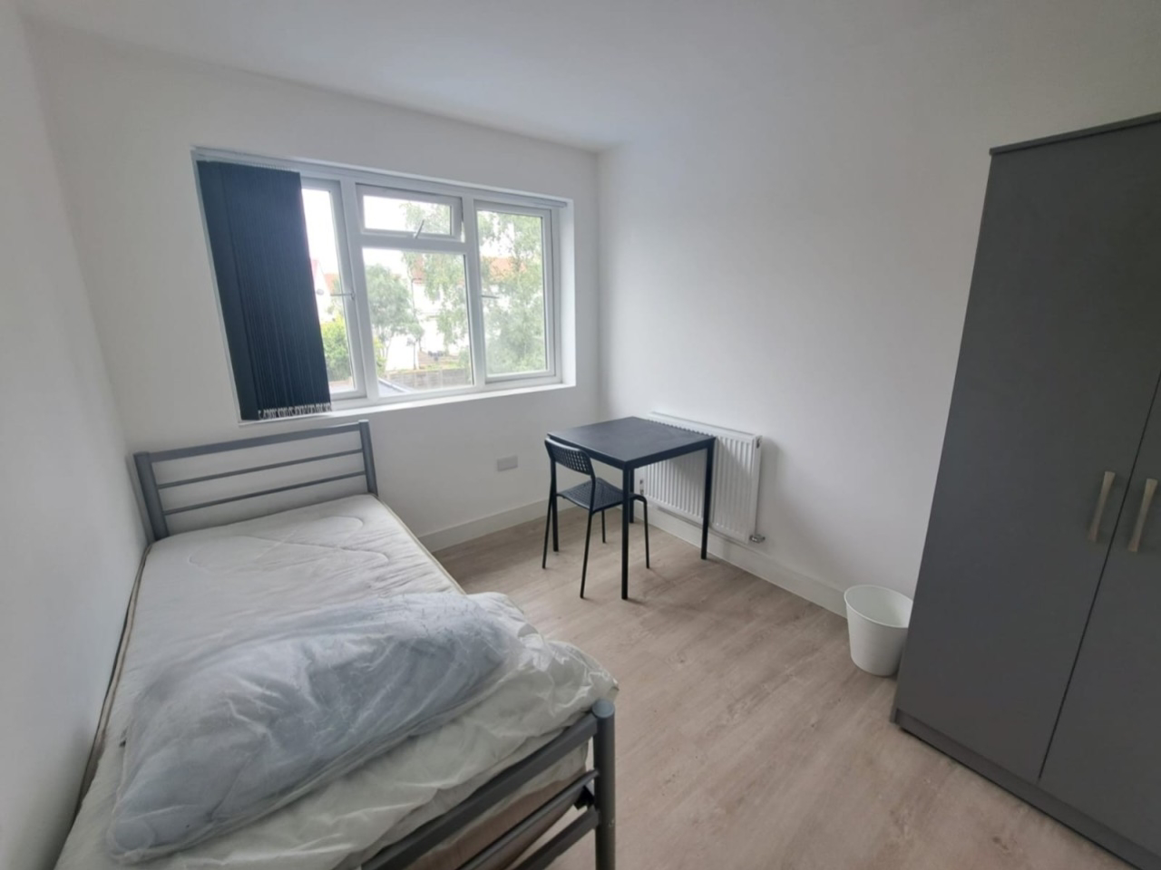 Allenby Road, Southall, Ealing, UB1 2HT, photo 17