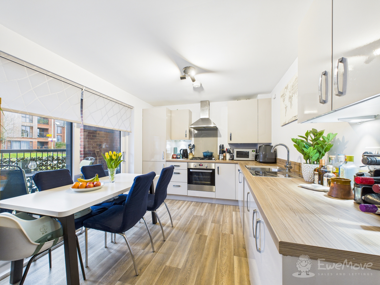 Louisburg Avenue, Bordon, Hampshire, GU35, photo 2