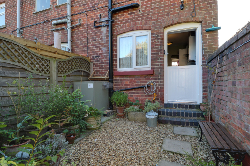 New Row, Bourne Road, Corby Glen, Grantham, Lincs, photo 18