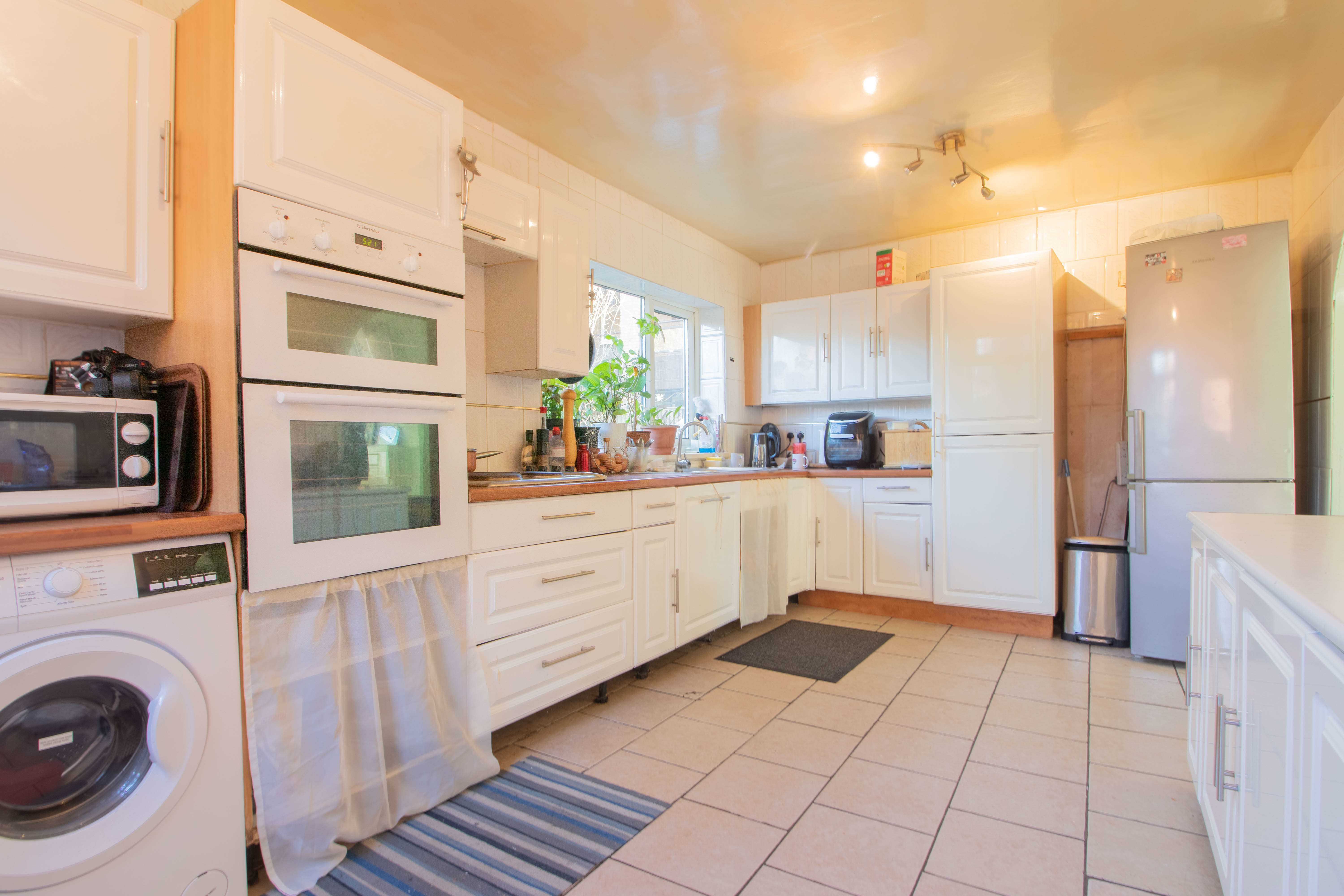 Middle Orchard Street, STAPLEFORD NG9 8DD, photo 2