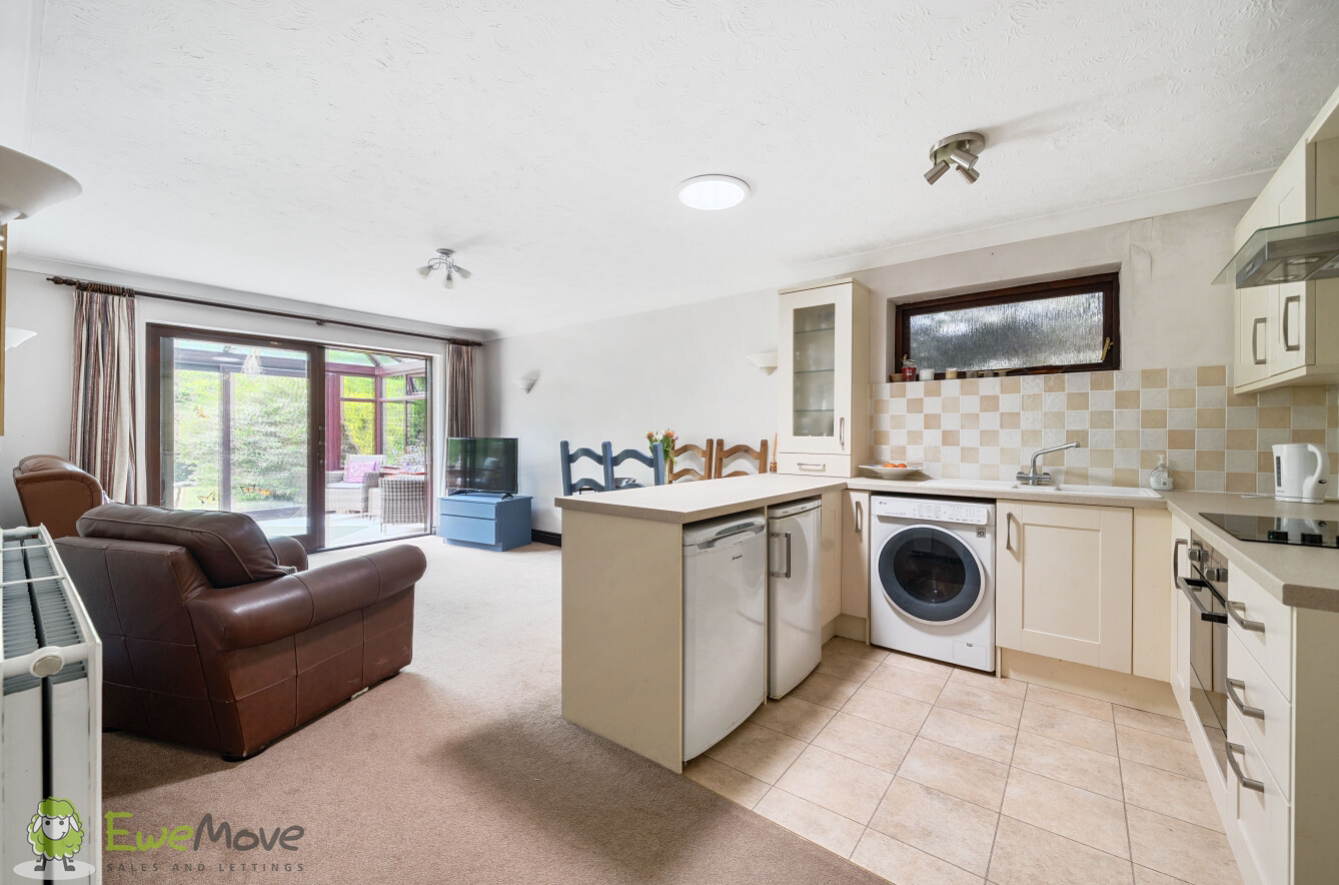 Dix Hill, Pamber Green, Tadley, Hampshire, RG26, photo 25