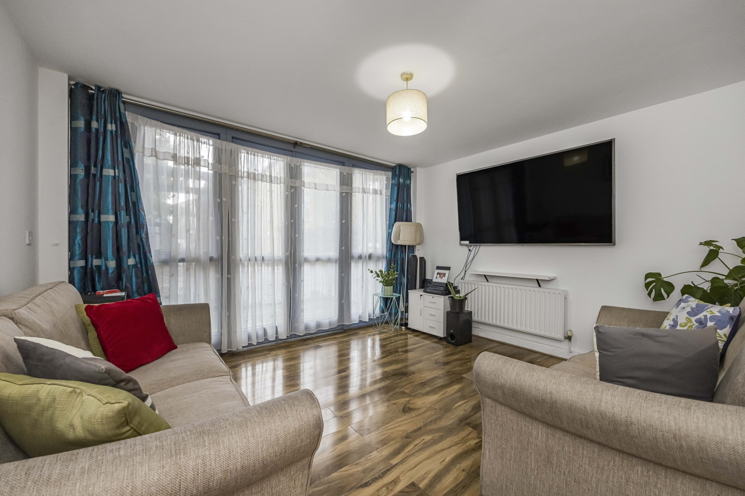 Kinglet Close, London, E7, photo 6