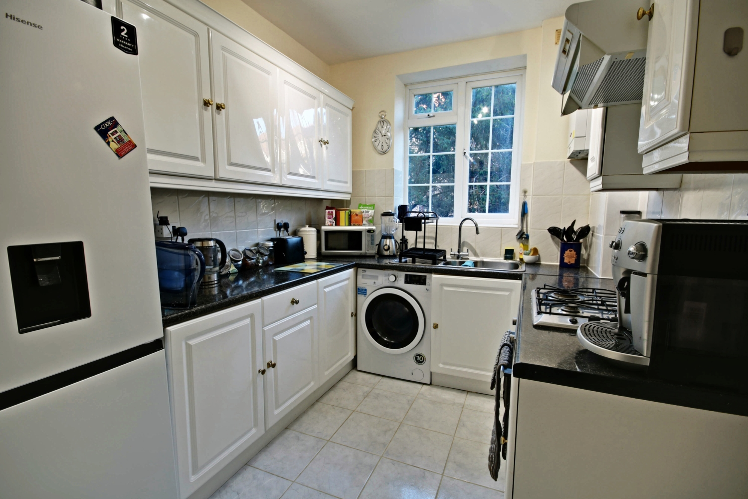 Flat 140 Norbiton Hall, Birkenhead Avenue, Kingston upon Thames, photo 11