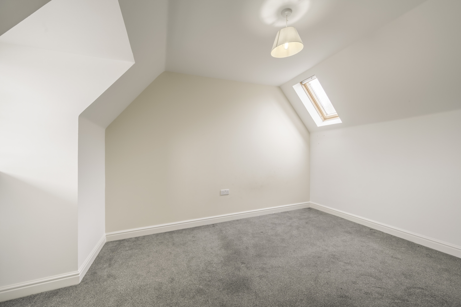 Ormand Close, Cirencester, Gloucestershire, GL7, photo 10