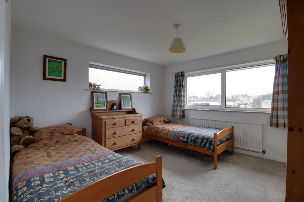 Grange Paddock, Barrowby, Grantham, Lincs, photo 14