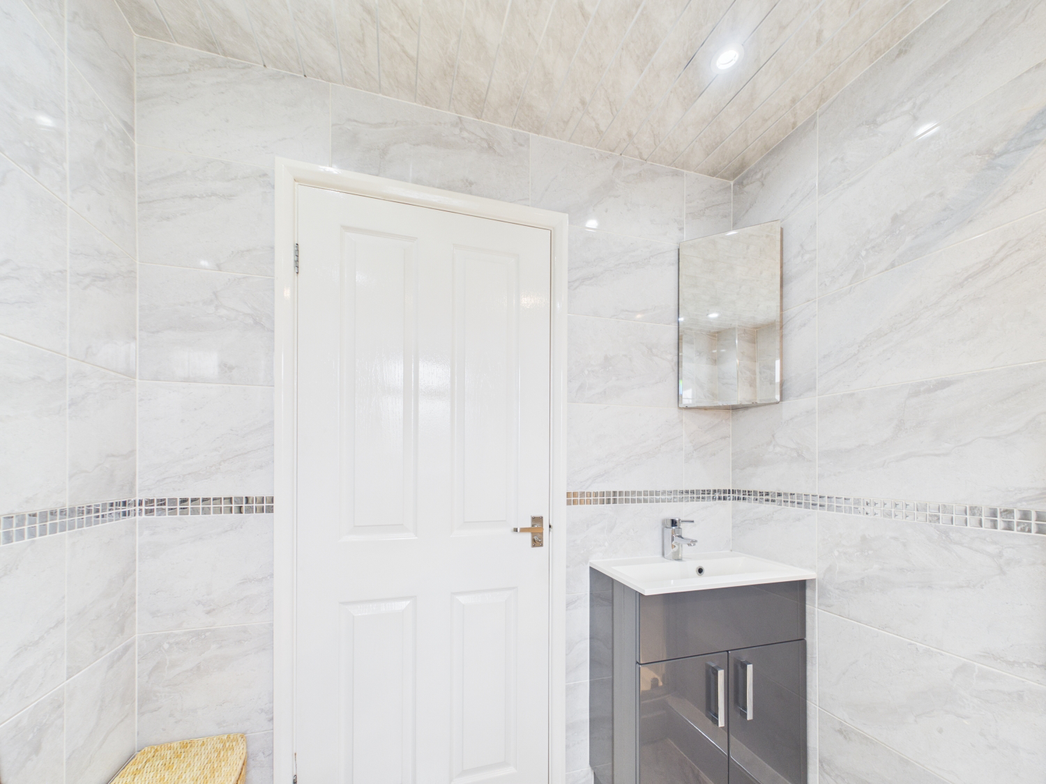 10 Hawkins Close, Hinckley, photo 24