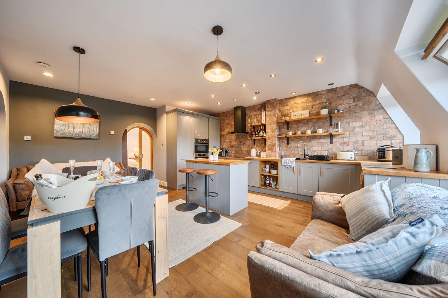 Penthouse, Broadfold Hall, Luddenden, photo 3