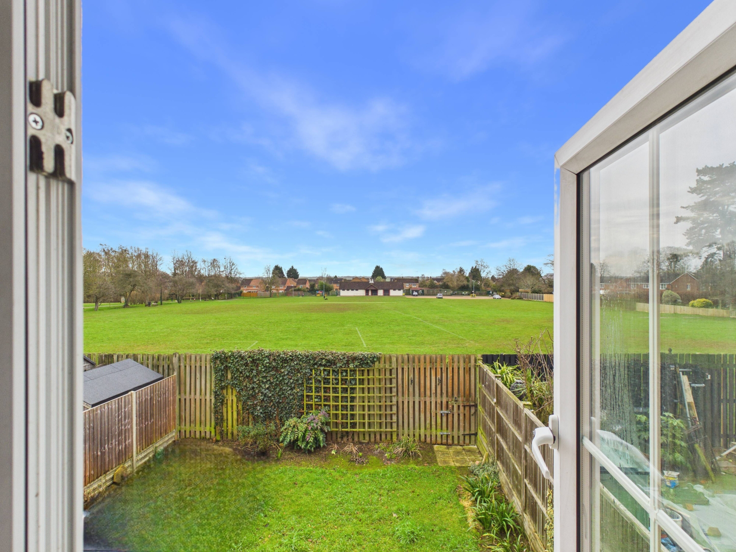 Valentine Way, Great Billing, Northampton, Northamptonshire, NN3, photo 2