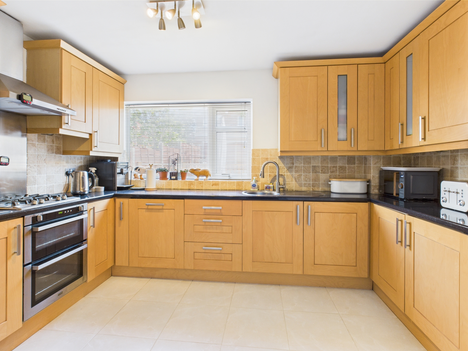 Glendon Crescent, Ashton-under-Lyne, Lancashire, OL6, photo 8