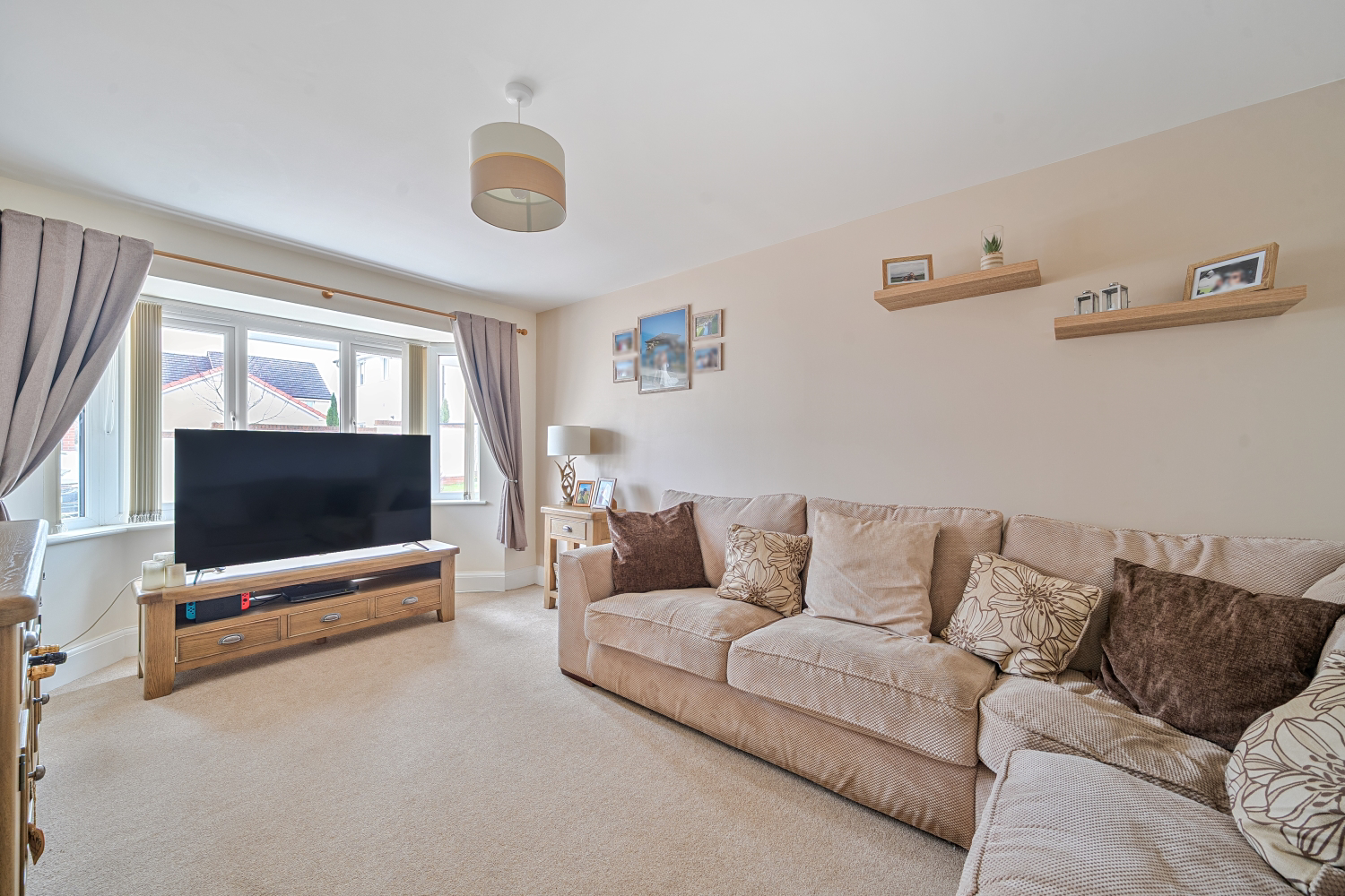 Crockers Close, Roundswell, Barnstaple, Devon, EX31, photo 7
