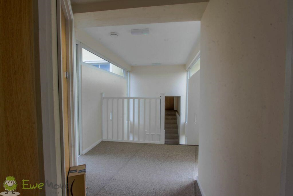 Flat 6 The Hawthorns, 26 Church Road, St. Marks, Cheltenham, photo 10