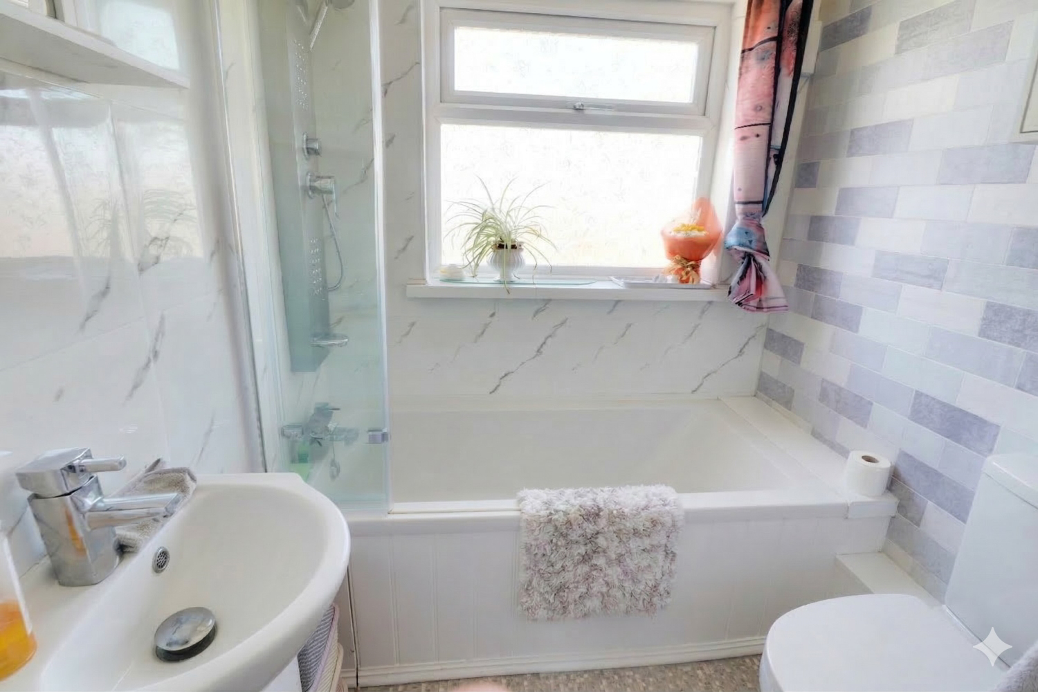 121 MANOR ROAD, HULL, photo 11