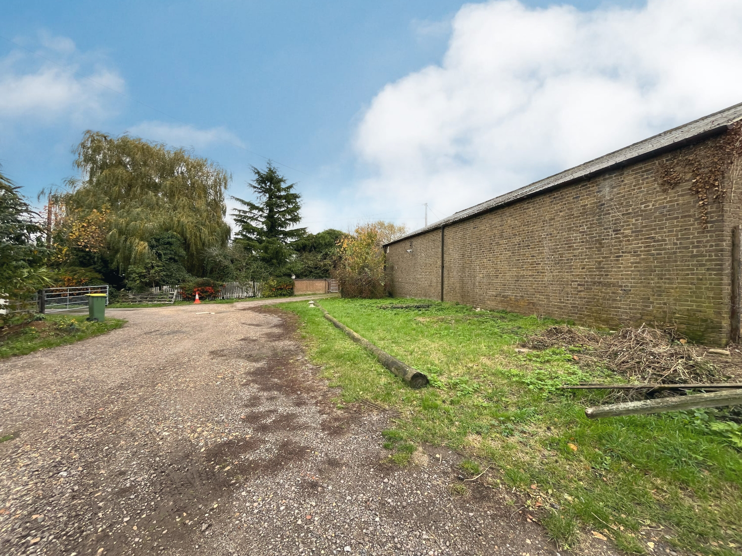 Barrow Hall Road, Little Wakering, Southend on Sea, Essex, SS3 0QS, photo 37