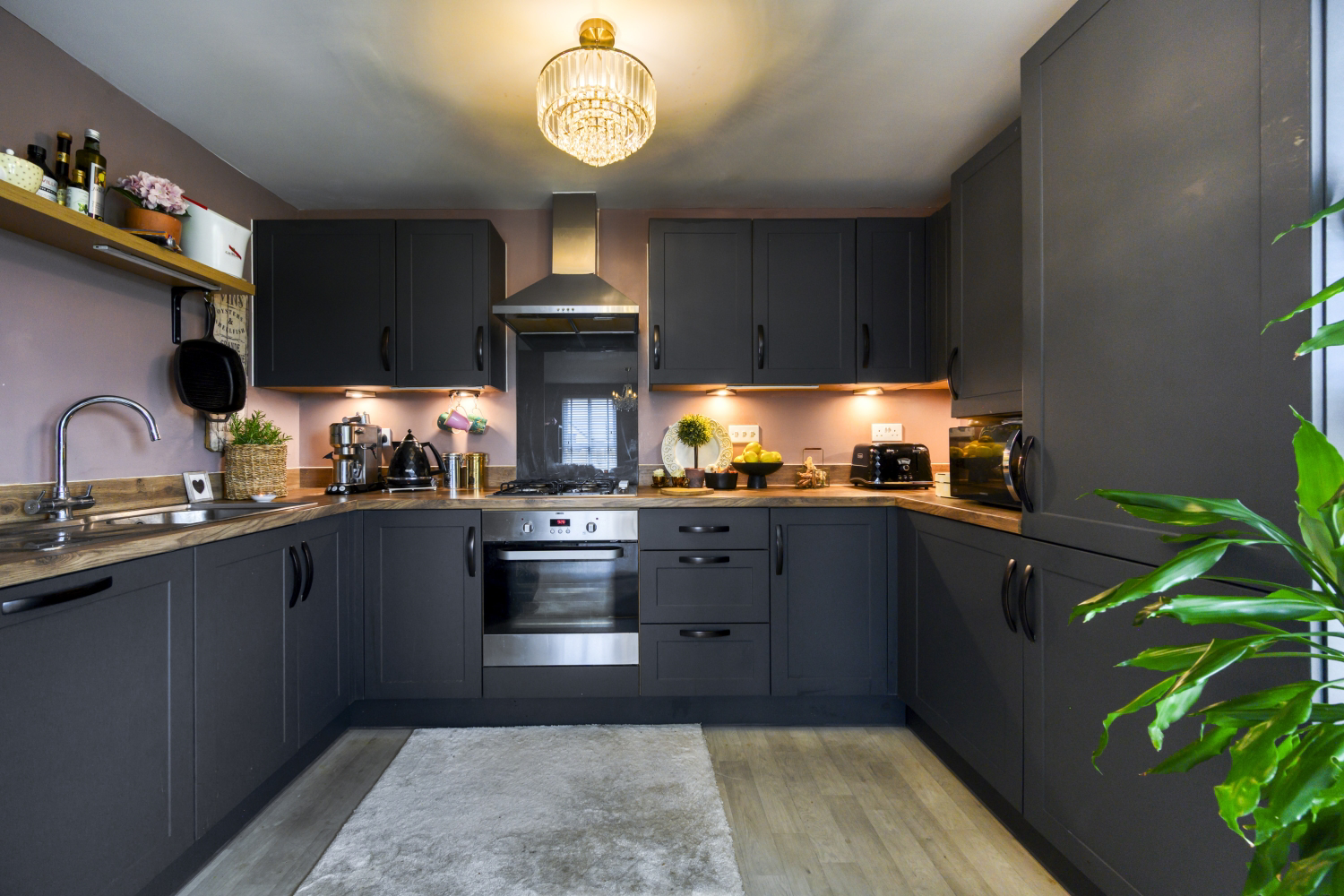 Heron House, Semington Strand, Wichelstow, SN1, photo 2