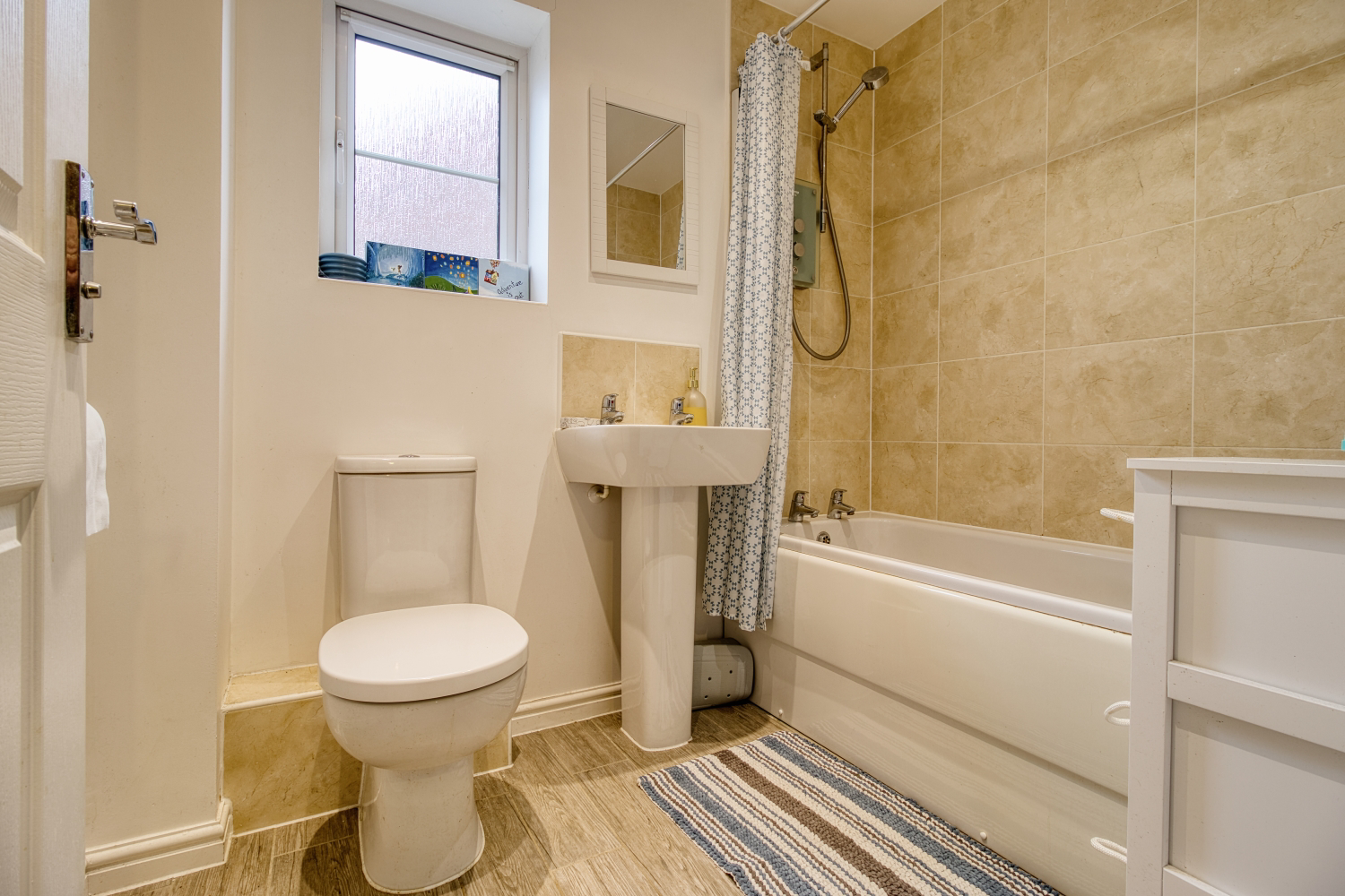 Bathroom - EweMove Swindon South