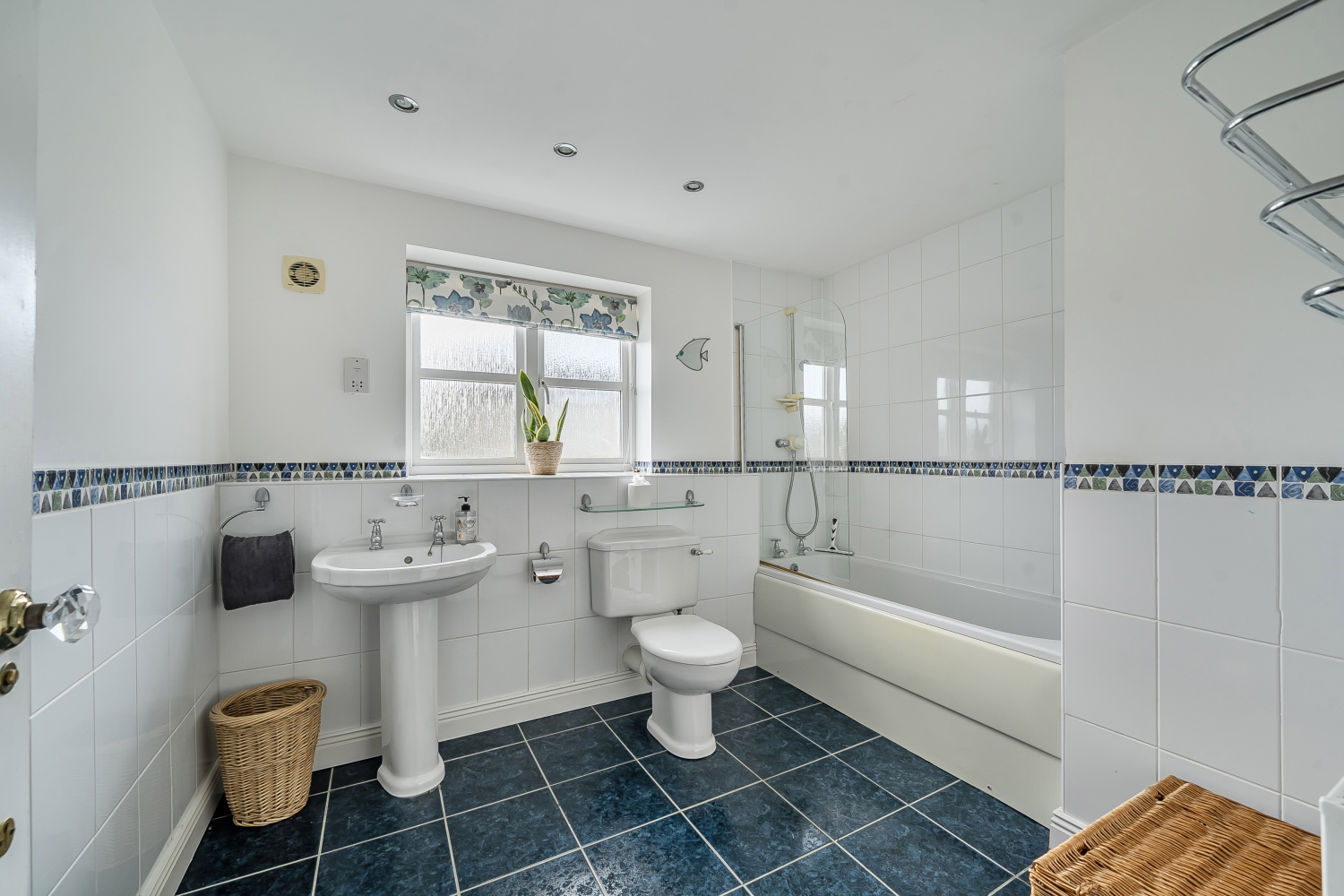 The Limes, South Cerney, photo 12