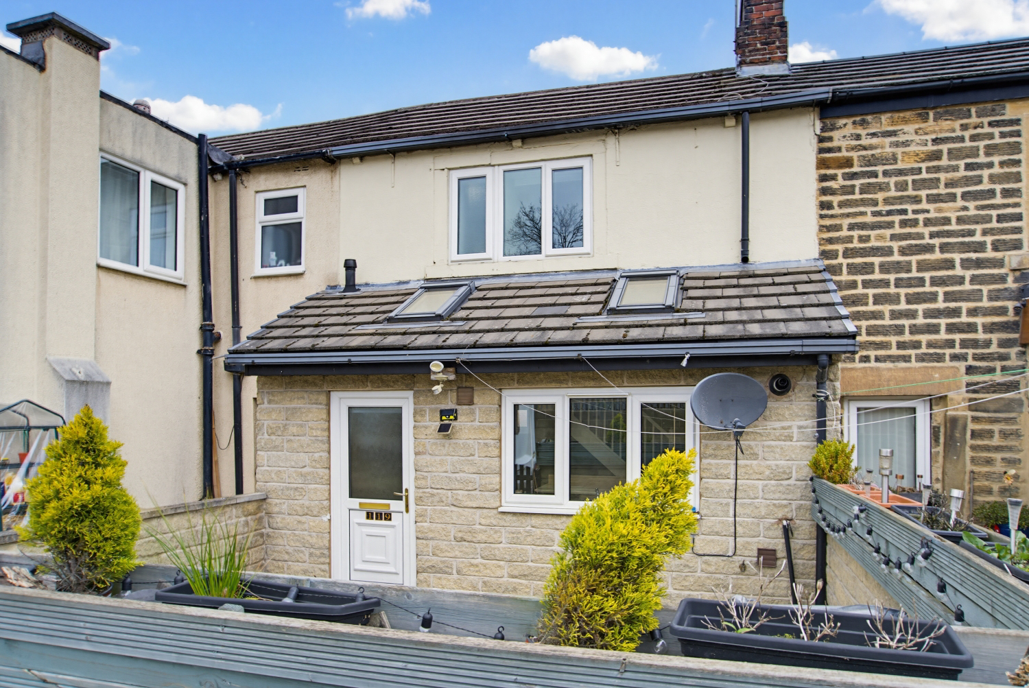 Carlinghow Lane, Batley, photo 18