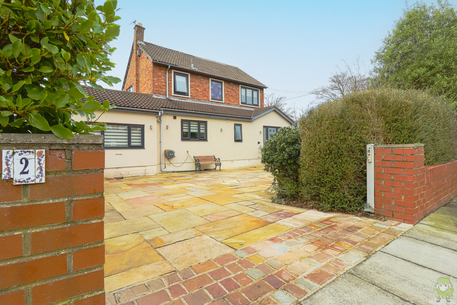 2 Charlton Grove, Cleadon, Sunderland, Tyne and Wear, SR6