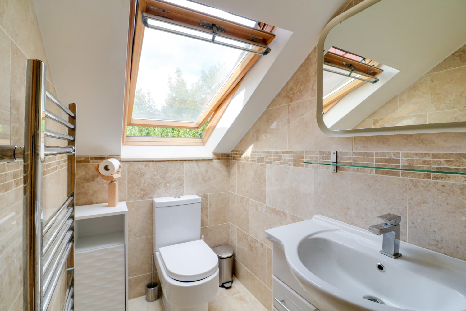 Holmdene, Holden Road, London, N12, photo 6