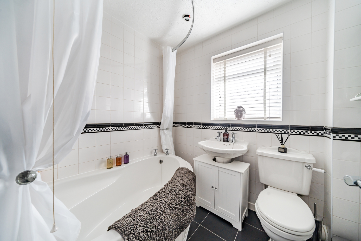 Grassholme Drive, Stockport, Cheshire, SK2, photo 17