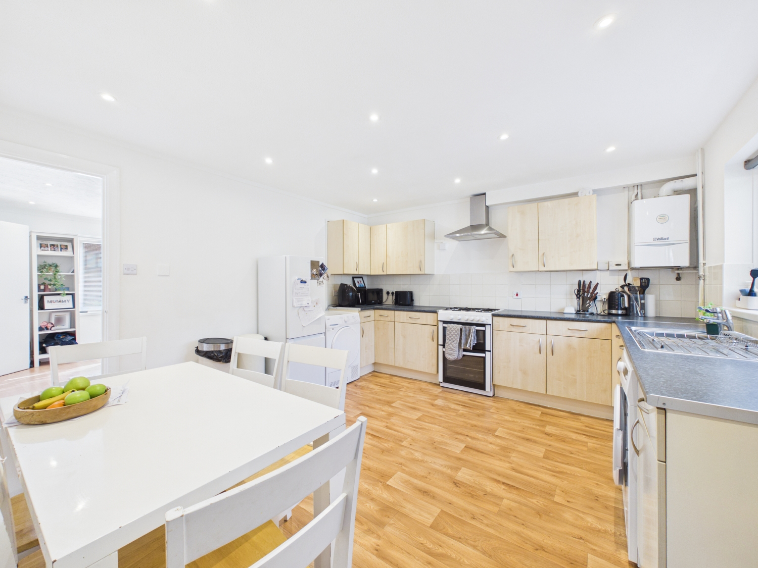 Kingfisher Close, Bordon, Hampshire, GU35, photo 3
