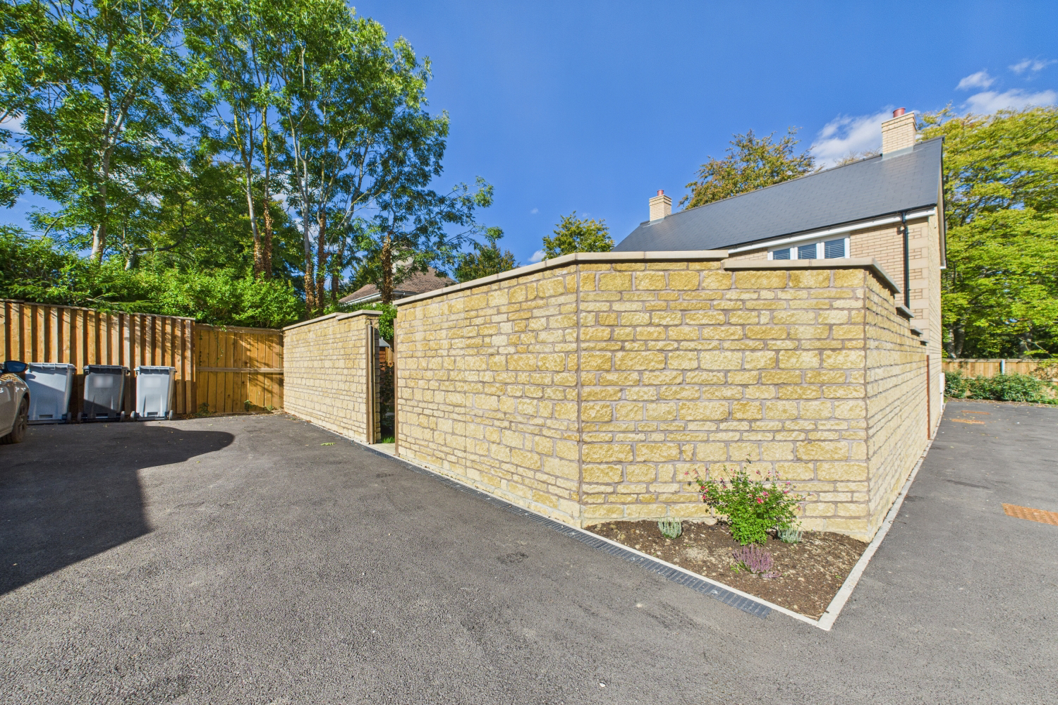 Castle Close, Ketton, Stamford, Lincolnshire, PE9, photo 17