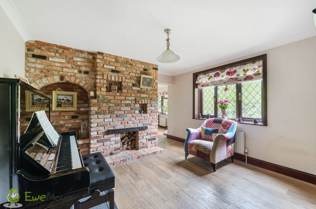 Dix Hill, Pamber Green, Tadley, Hampshire, RG26, photo 10