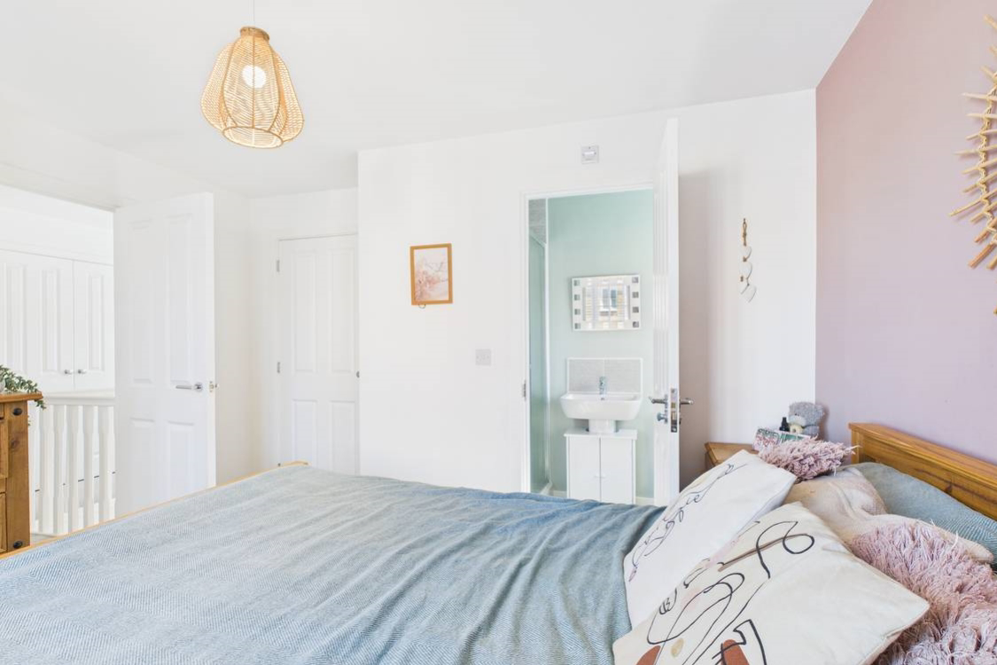 Built in wardrobes and en suite make this bedroom the place to relax and get ready in as well as being practical