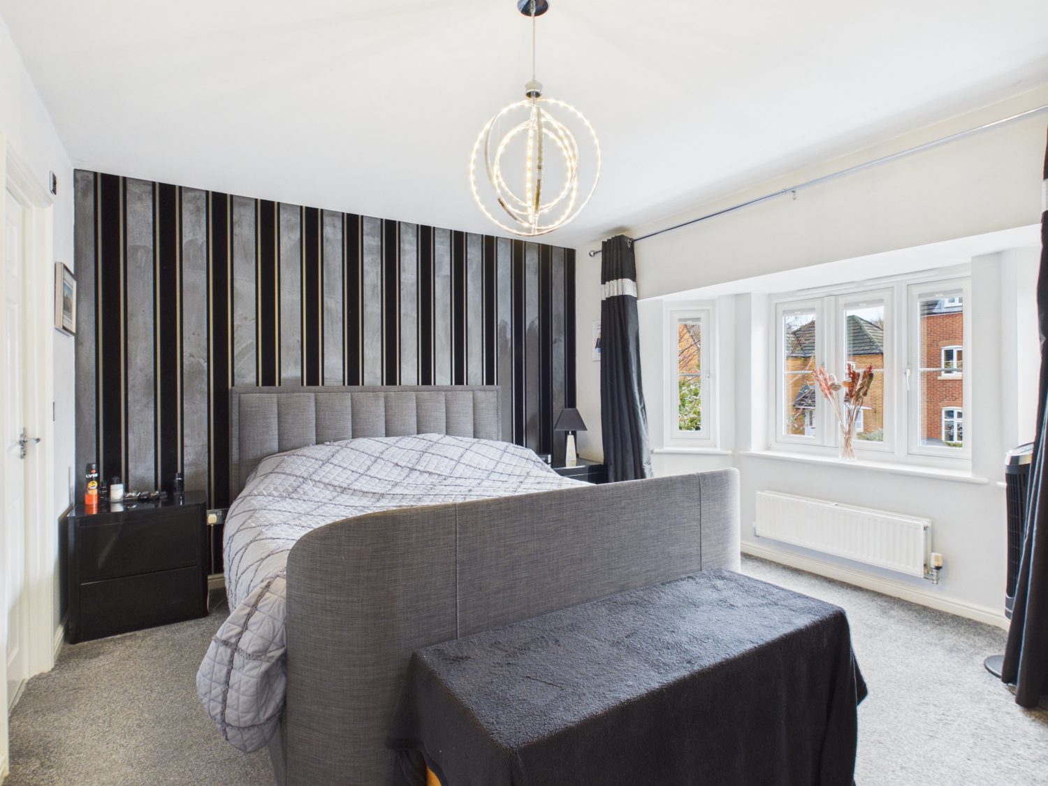Beeches End, Hyde, SK14 4GT, photo 17