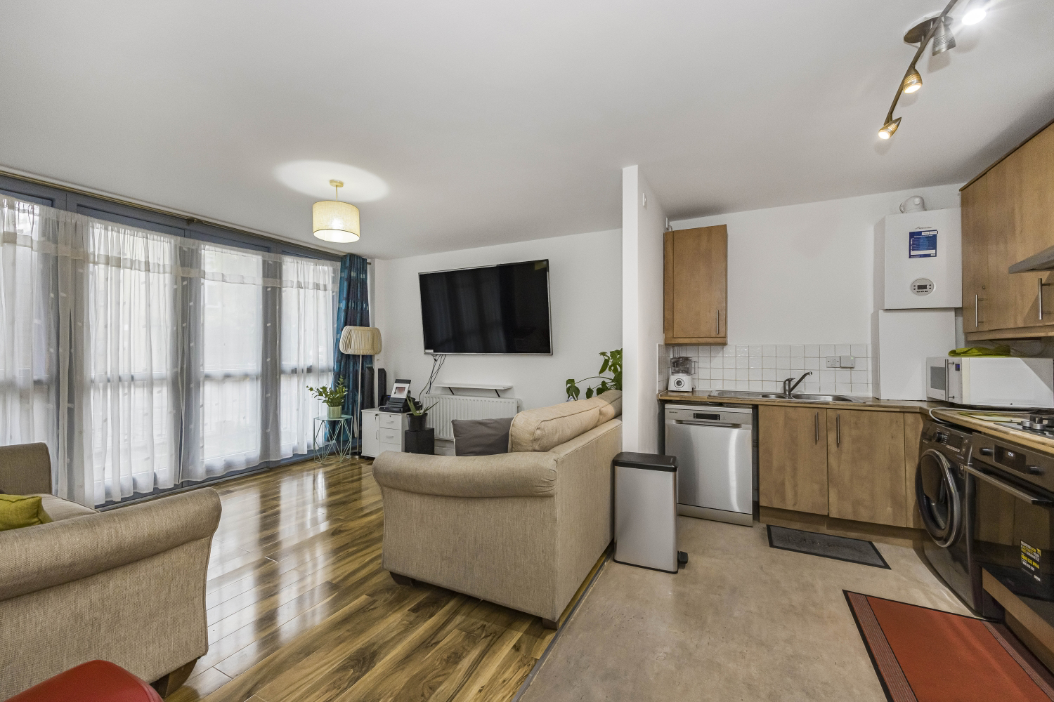 Kinglet Close, London, E7, photo 4