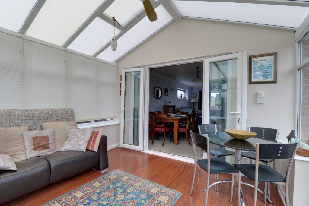 Grange Paddock, Barrowby, Grantham, Lincs, photo 8