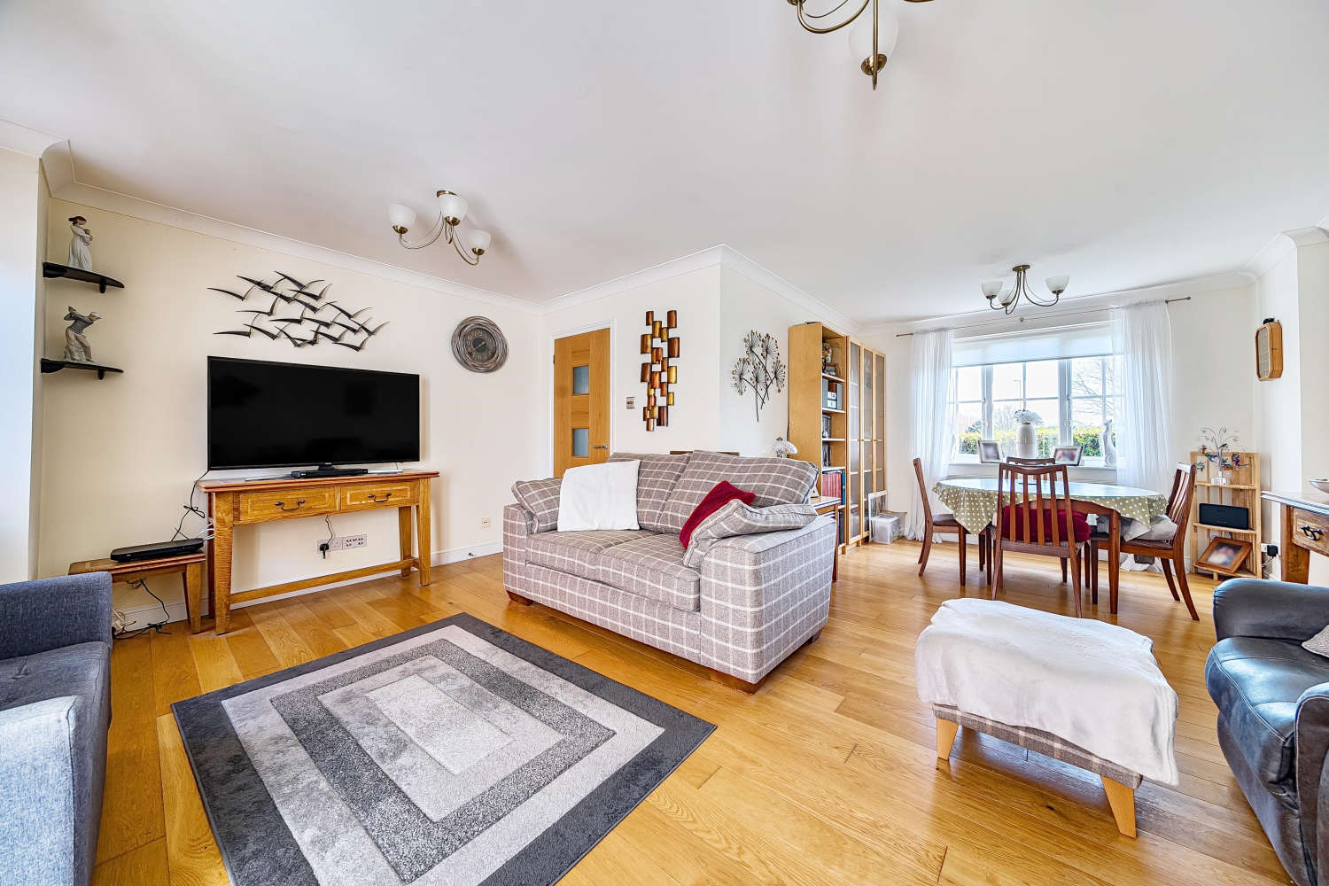 Demozay Close, Hawkinge, CT18, photo 3
