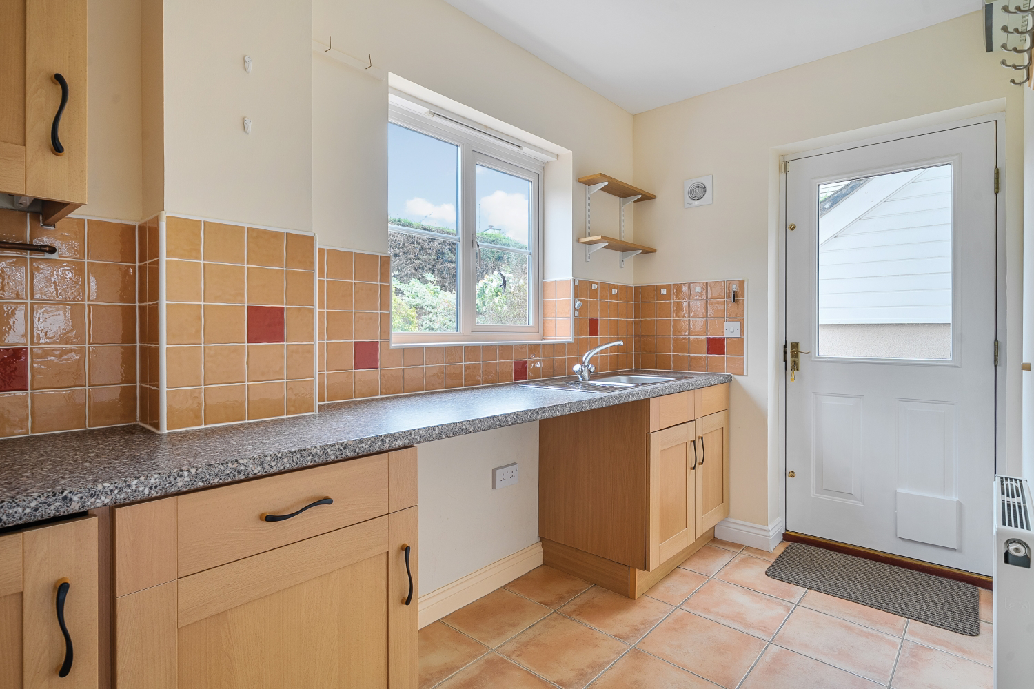 Woodford Gardens, Barnstaple, Devon, EX32, photo 6