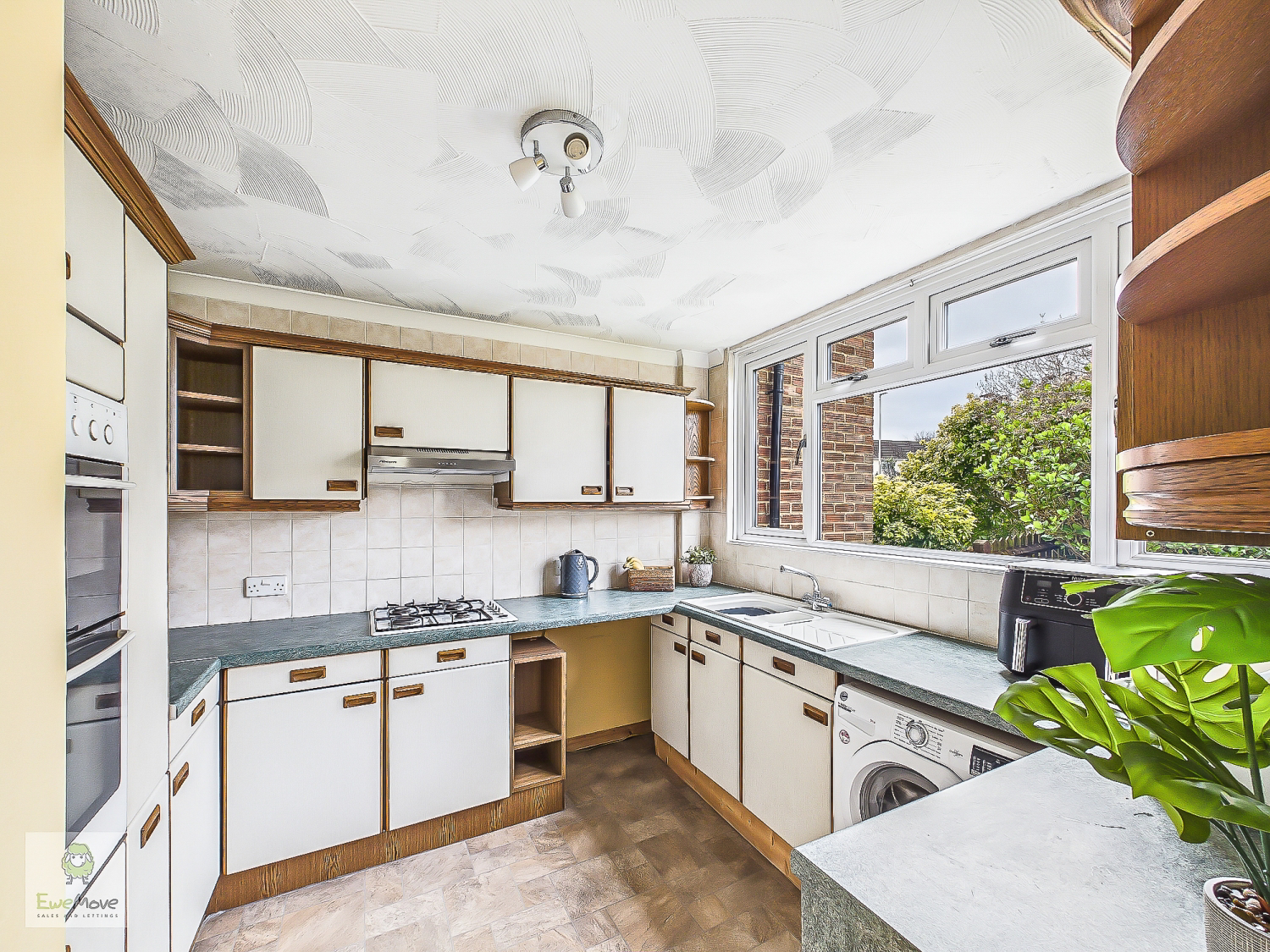 Walderslade Road, Walderslade, Chatham, Kent, ME5, photo 7