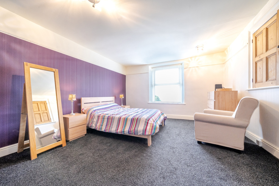Larkfield Grange, Larkfield Road, Rawdon, Leeds, West Yorkshire, LS19 6DZ, photo 13