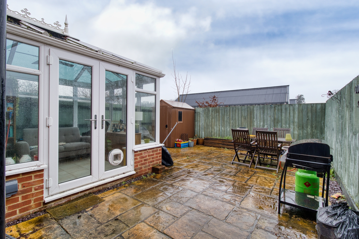 Garden - EweMove Swindon South
